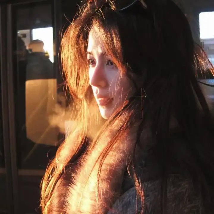 我与妈妈的黄色脚踏车